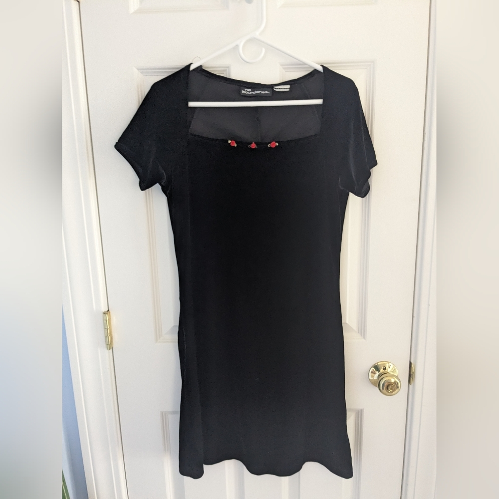 Vintage velvet mini dress with rose details